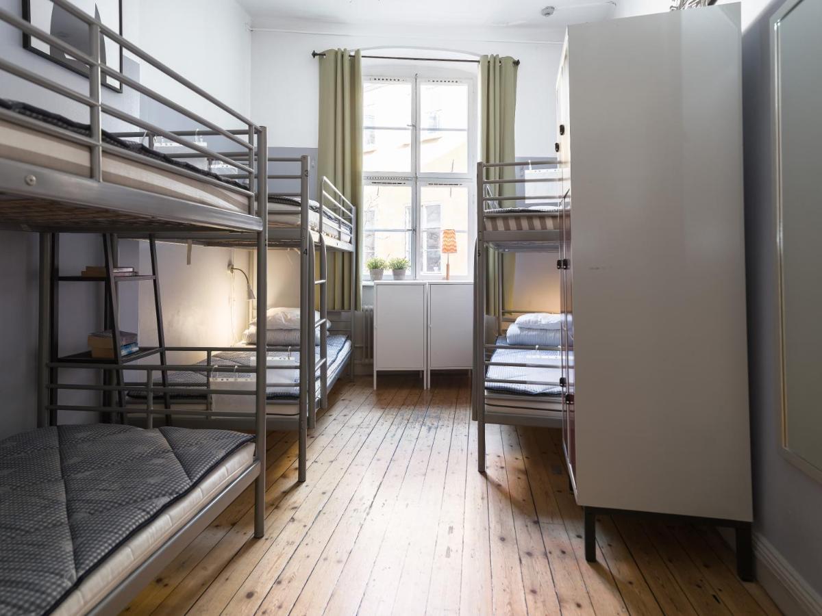 Castanea Old Town Hostel *